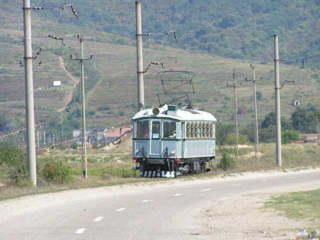 Nosztalgia motorkocsi halad Arad felé Gyorok határában szeptember 25-én