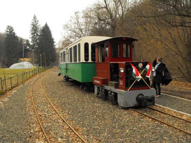 Pankaszi Dunakeszi kocsival Feketevölgy állomáson