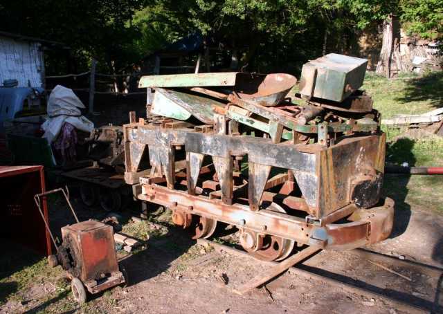Közben a KEMV egy újabb, motor nélküli UE-28-assal gazdagodott, mely Dévaványáról érkezett